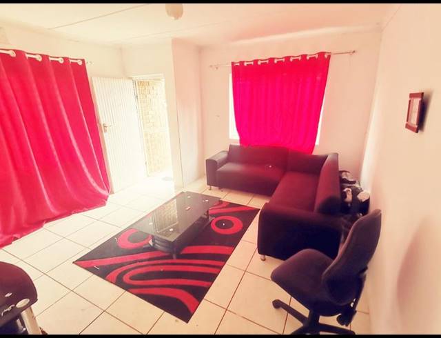 1 BEDROOM PROPERTY TO RENT IN RESERVOIR HILLS